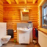 Holzhaus Muehlenblick Mit Whirlpool Medebach