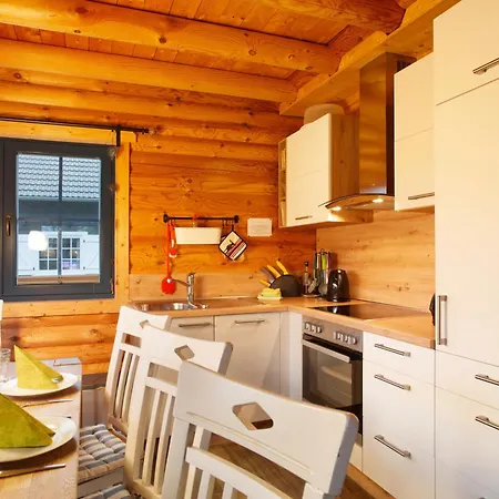 Hébergement de vacances Holzhaus Muehlenblick Mit Whirlpool Medebach