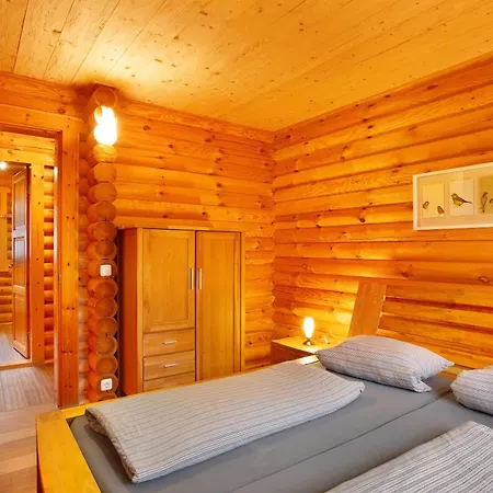 Holzhaus Muehlenblick Mit Whirlpool Semesterbostad