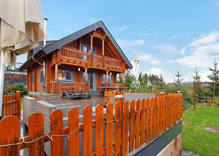 Holzhaus Muehlenblick Mit Whirlpool Hébergement de vacances Medebach