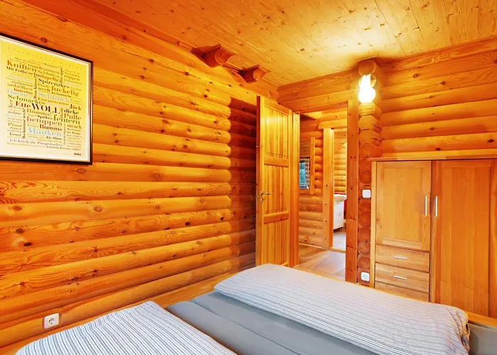 Holzhaus Muehlenblick Mit Whirlpool Hébergement de vacances